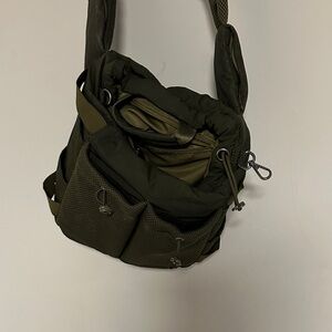 Pups & Bubs Everyday Dog Walking Bag (Olive Green)